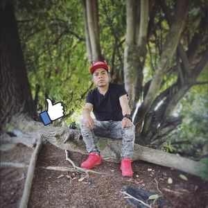 Meet your Posher, San